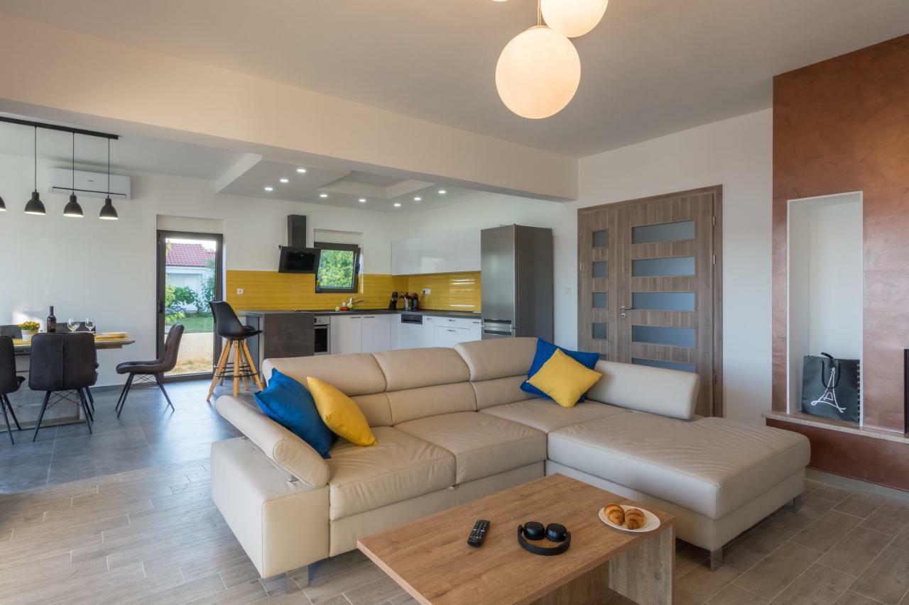 Villa Lu-Ma Турань Экстерьер фото